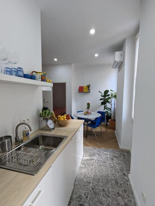 Апартаменты T2 Cosy Avec Terrasse Et Parking Марсель Экстерьер фото